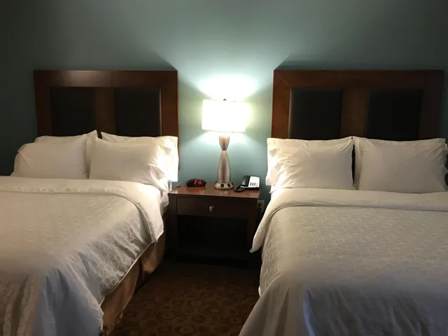 جناح بثلاثة أسرّة بغرفتي نوم، Holiday Inn Express Hotel And Suites St Cloud 1/6