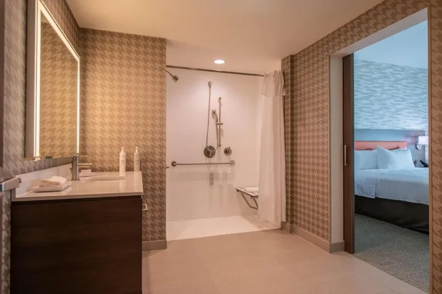 جناح بسرير كينج بغرفة نوم واحدة لذوي الإعاقة، Home2 Suites by Hilton Kingsland 2/3