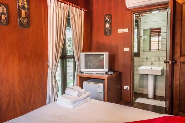 غرفة سوبيريور بسرير كوين بإطلالة على النهر، Banviewnam Camping & Resort 5/5