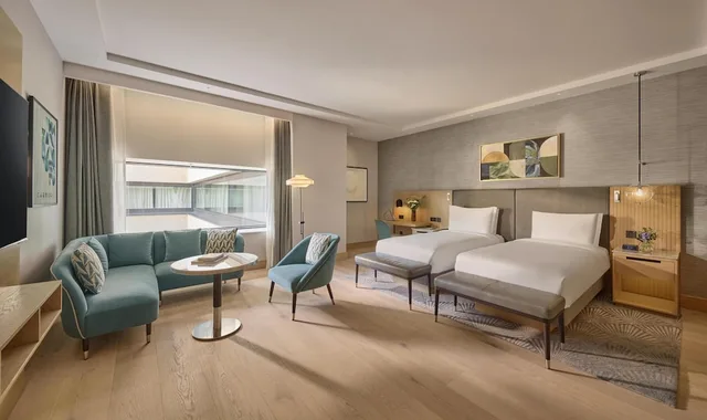 غرفة بريميوم بسريرين منفصلين، Hyatt Regency London Olympia 1/4