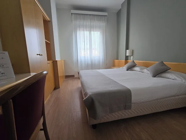 غرفة مزدوجة، Sant Ambroeus Hotel 4/10