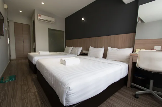 Super, Deluxe, Family, 2 Queen Beds، Hotel 99 - Ss2 2/2