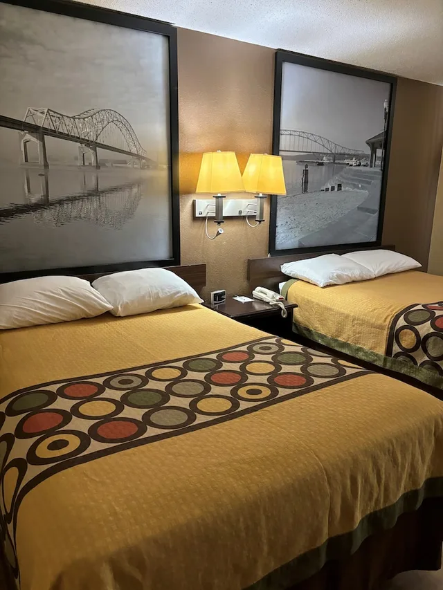غرفة بسريرين كوين، Super 8 by Wyndham Cedar Rapids 4/7