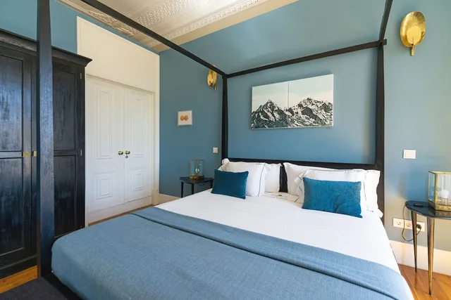 Deluxe, Suite, King Bed, Square View، Le Consulat 2/10