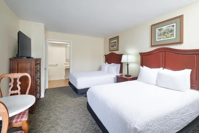 Standard, 2 Double Beds, Accessible, Best Western Country Lane Inn Juneau 1/4