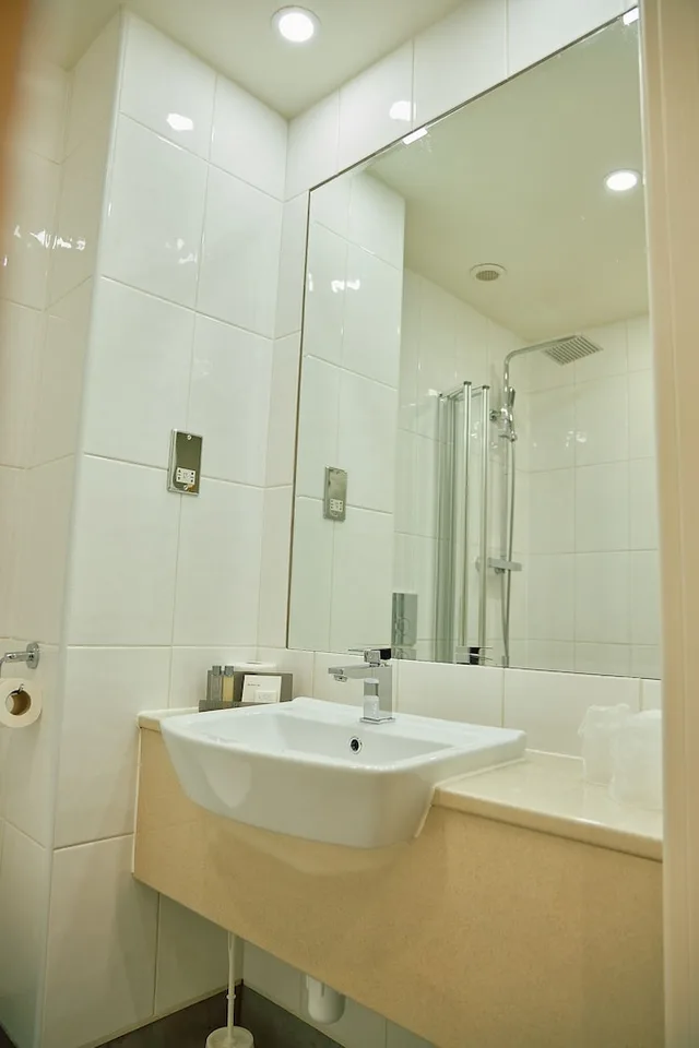 غرفة سوبيريور بسرير كينج، Briar Court Hotel 4/4
