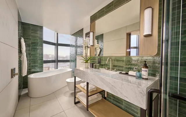 Regency, Executive, Suite، Hyatt Regency London Olympia 5/5