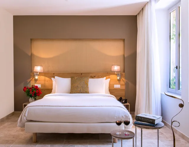 غرفة كلاسيكية بسرير مزدوج، Chateau de Massillan 5/8
