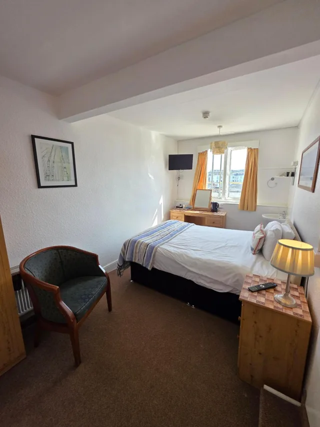 Room, Single, Large, Rivelyn Hotel 1/5