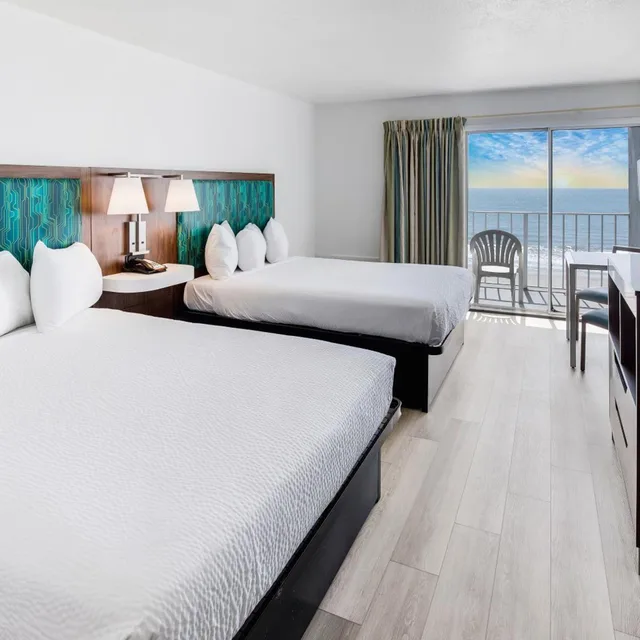 Room, 2 Queen Beds, Ocean Front، Blu Atlantic Oceanfront Hotel Suites 2/7