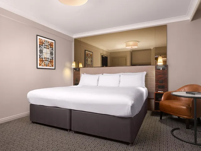 Superior, King Bed, with View, Strand Palace Hotel 1/5