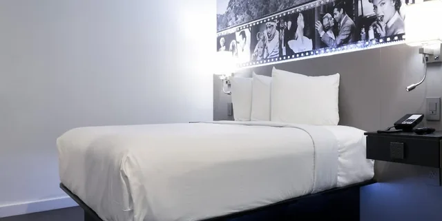 غرفة ديلوكس بسرير كوين لذوي الإعاقة، Glen Capri Inn Suites Burbank 1/1