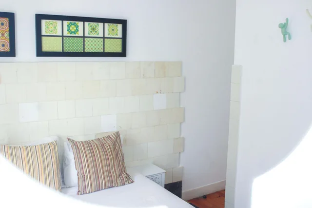Bright, Single, Shared Bathroom، The Color Hostel 5/17