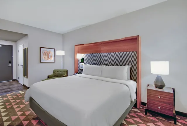 غرفة قياسية بسرير فردي، Holiday Inn Erie 5/10