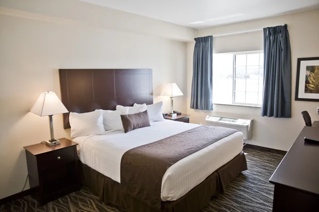 Room, King Bed, Cobblestone Inn and Suites Maryville 9/10
