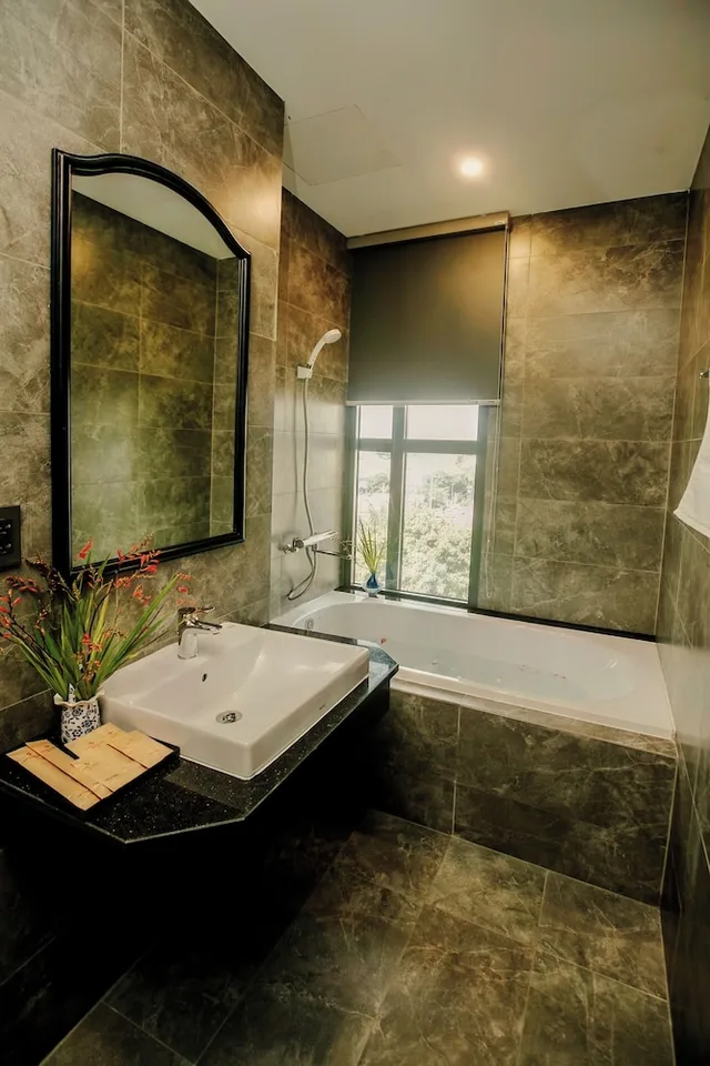 جناح بسرير كينج بإطلالة على المدينة، Anvi Saigon Boutique Hotel 7/8