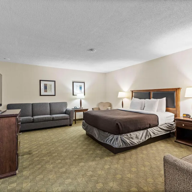 جناح عائلي بغرفة نوم واحدة، Travelodge Hotel by Wyndham Saskatoon 8/10