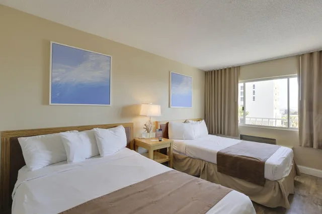 غرفة بسريرين مزدوجين، Beachview Inn Clearwater Beach 1/2
