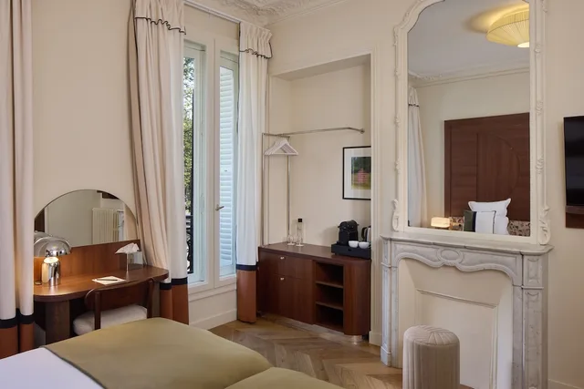 غرفة سوبيريور بسرير كوين، HOTEL D'ARGENSON 7/9