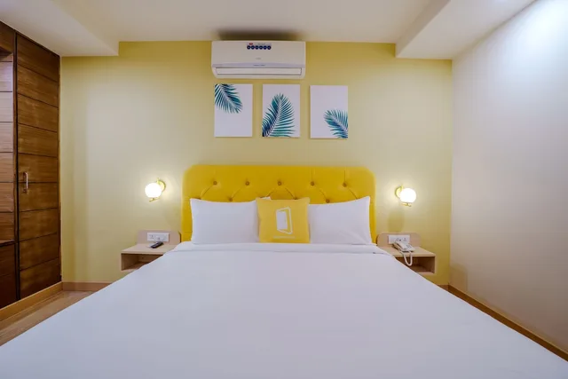غرفة ديلوكس بسرير كينج، Bloom Hotel - GK2 1/4