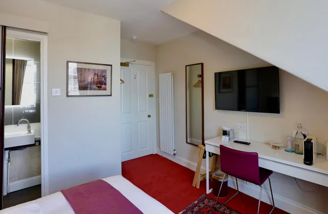 غرفة سوبيريور بسرير مزدوج، Sheridan Guest House 1/1