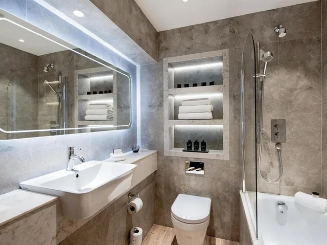 Comfy, Double Bed، Clandeboye Lodge Hotel 2/2