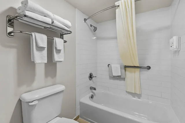 غرفة قياسية بسرير كينج، Quality Inn Kinston Hwy 70 6/6