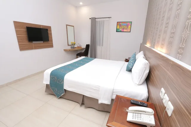 غرفة ديلوكس بسرير كوين، GRAND AMIRA HOTEL 1/7
