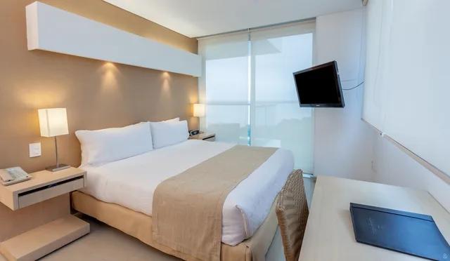 غرفة قياسية بسرير كوين، Sonesta Hotel Cartagena 4/7