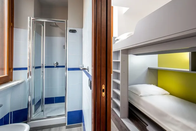 Private, 2 Beds، Free Hostels Roma 4/4