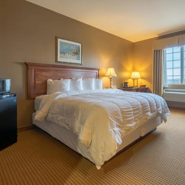 غرفة بسرير كينج لذوي الإعاقة، The Wildwood Hotel 3/7
