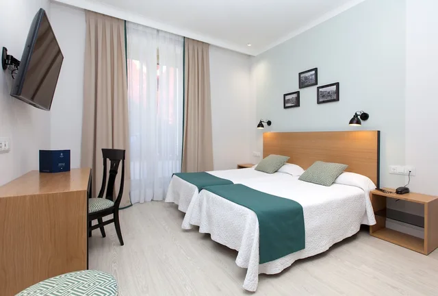 Room, Double Bed, Harbour Sol View، Hotel Europa 1/10