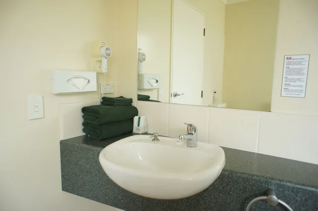 1 Bedroom, Spa, 1 King and 1 Single Beds، Bks Egmont Motor Lodge 4/5