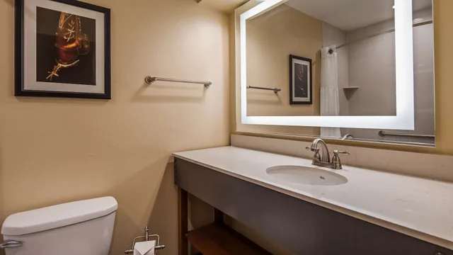Standard, 2 Queen Beds, Best Western Plus Inn Of Williams 4/7
