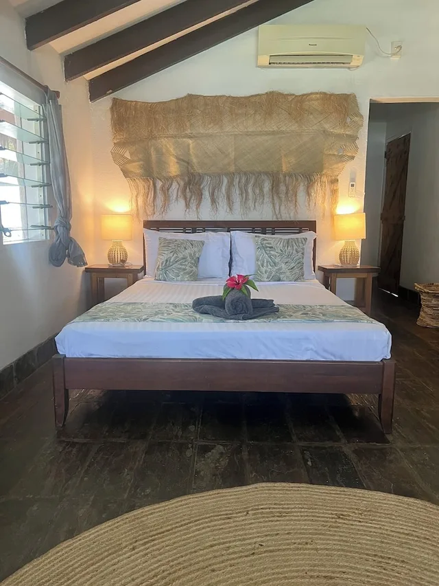 غرفة عائلية بسرير كوين وسريرين منفصلين بغرفة نوم واحدة، Deco Stop Lodge 3/10