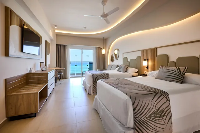 جناح جونيور بإطلالة على البحر، Riu Palace Aquarelle 1/4