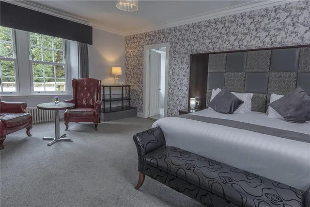 غرفة تنفيذية بسرير كينج، Buchanan Arms Hotel & Leisure, Sure Hotel Collection 1/3