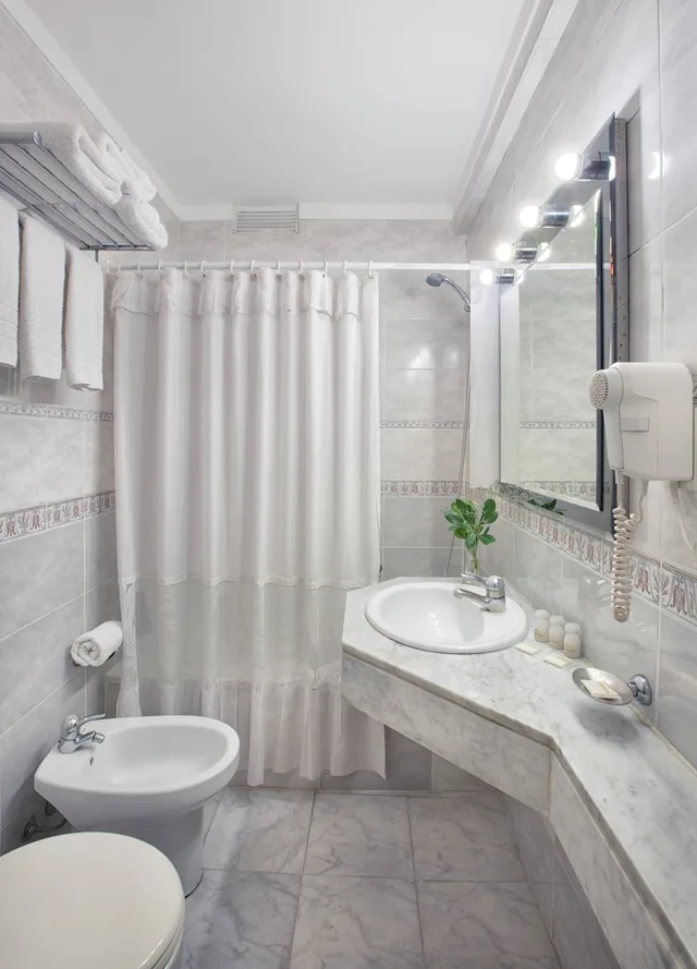 غرفة بسريرين منفصلين، Hotel Impala 6/7