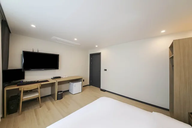 غرفة سوبيريور بسرير مزدوج، E Cheonan Hotel 6/10