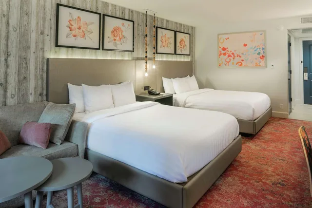 Deluxe, 2 Queen Beds, Riverside, Sofa, Accessible، Cliffrose Springdale, Curio Collection by Hilton 2/4