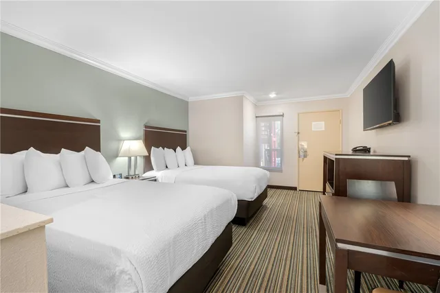 غرفة بسريرين مزدوجين، Best Western Courtesy Inn - Anaheim Park Hotel 2/3