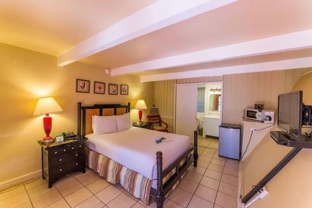 Room, Garden View, Hotel Moloka I 2/3