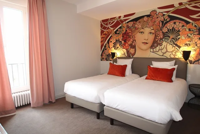 غرفة سوبيريور بسرير مزدوج أو سريرين منفصلين، P Tit Dej Hotel Millau La Capelle 2/3