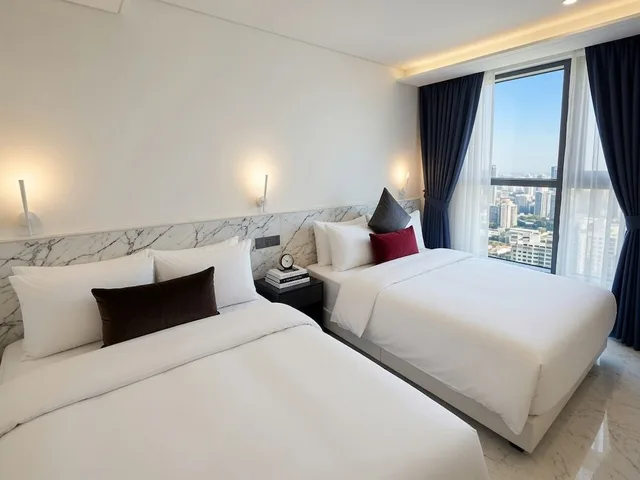 جناح ملكي بسريرين كوين مع أريكة بحوض استحمام، Hotel The May Jongno 4/10