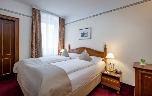 غرفة كلاسيكية بسريرين منفصلين، Am Mirabellplatz Hotel 3/6