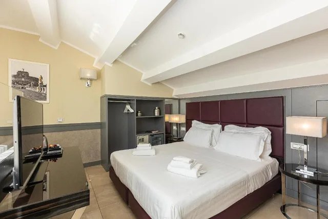 غرفة بسرير كينج بجاكوزي، Hotel Castellino Roma 4/5