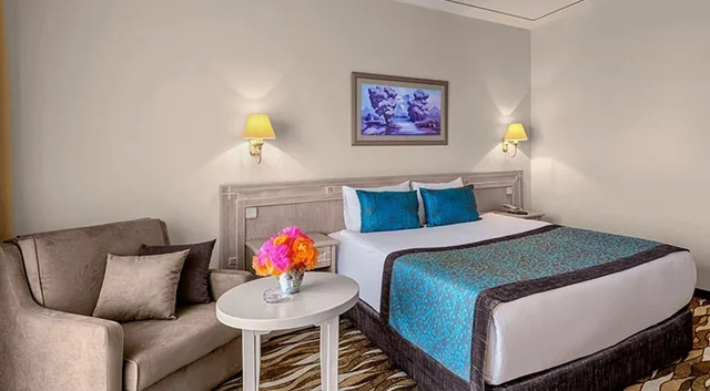 غرفة ثلاثية بإطلالة، Kimeros Ma Biche Hotel And Thalasso 2/4