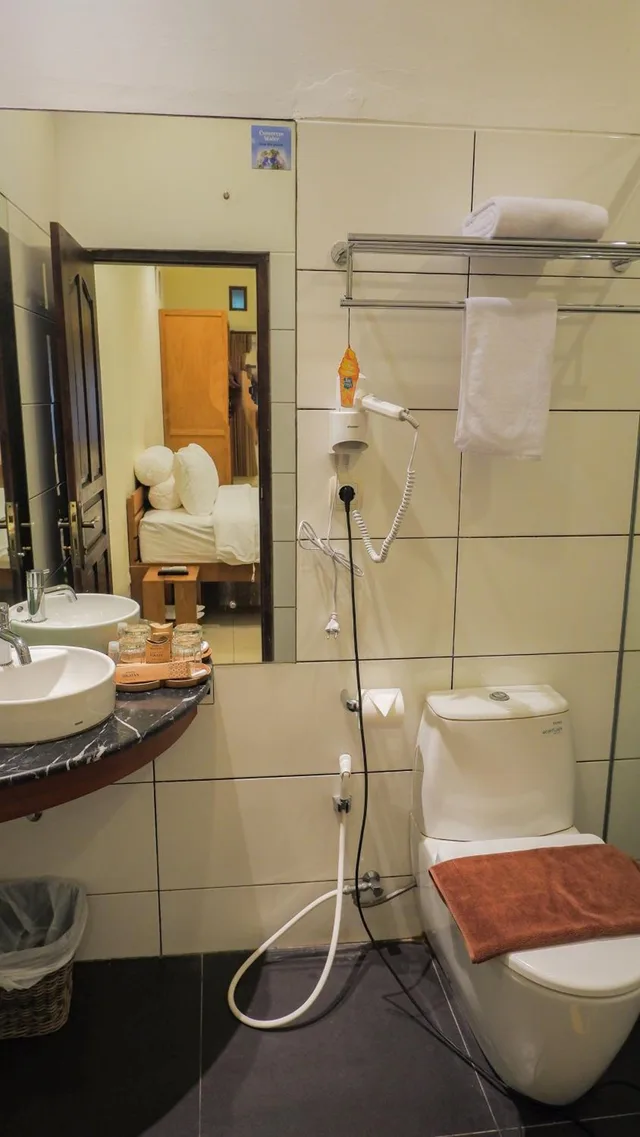 Standard, Double Bed, Rumah Mertua Heritage Yogyakarta 5/6