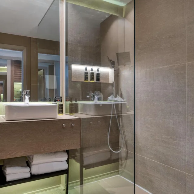 Room, Quadruple, Single Bed, Hotel America Barcelona 3/5