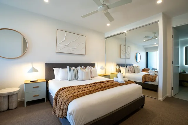2 Bedrooms, Apartment, King and Twin Beds, Ocean Front، Iconic Kirra Beach Resort 4/10